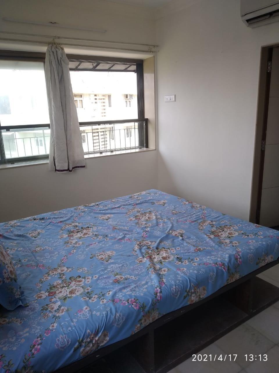 2 BHK Apartment for Rent in Bandra West Mumbai
