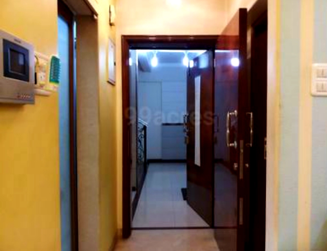 3 BHK Apartment for Sale in 16th Road Mumbai
