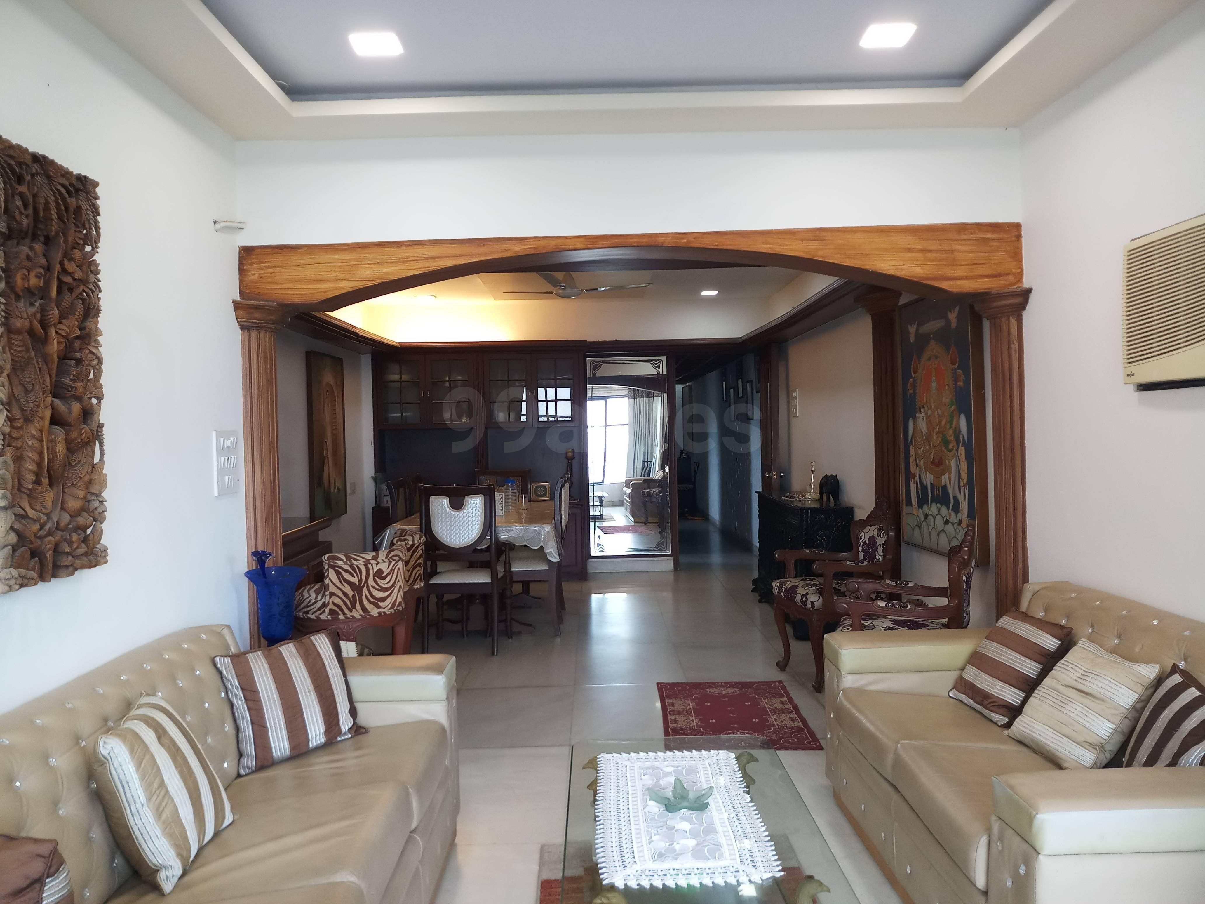 3 BHK Apartment for Sale in Juhu Tara Road Mumbai
