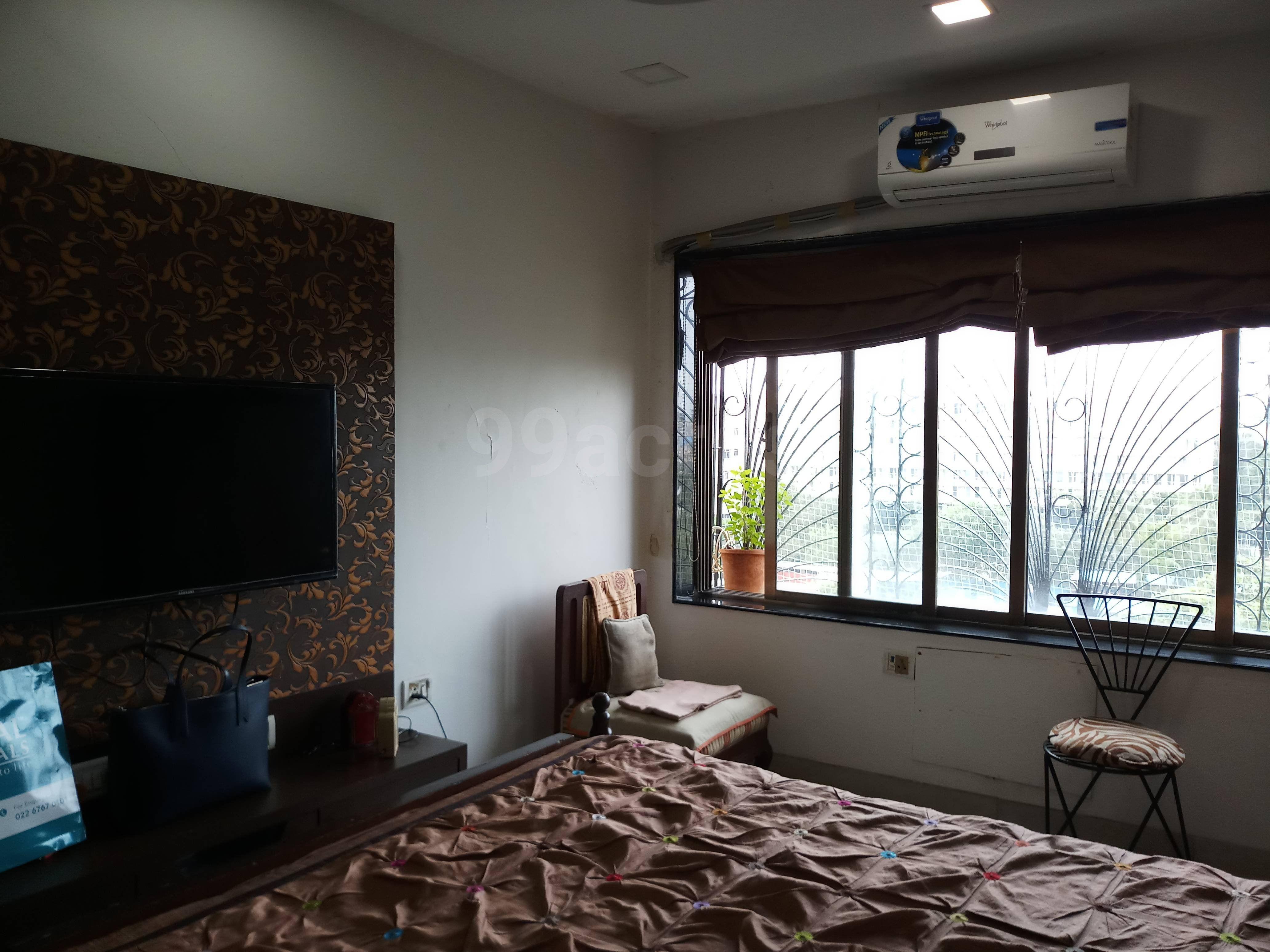 3 BHK Apartment for Sale in Juhu Tara Road Mumbai