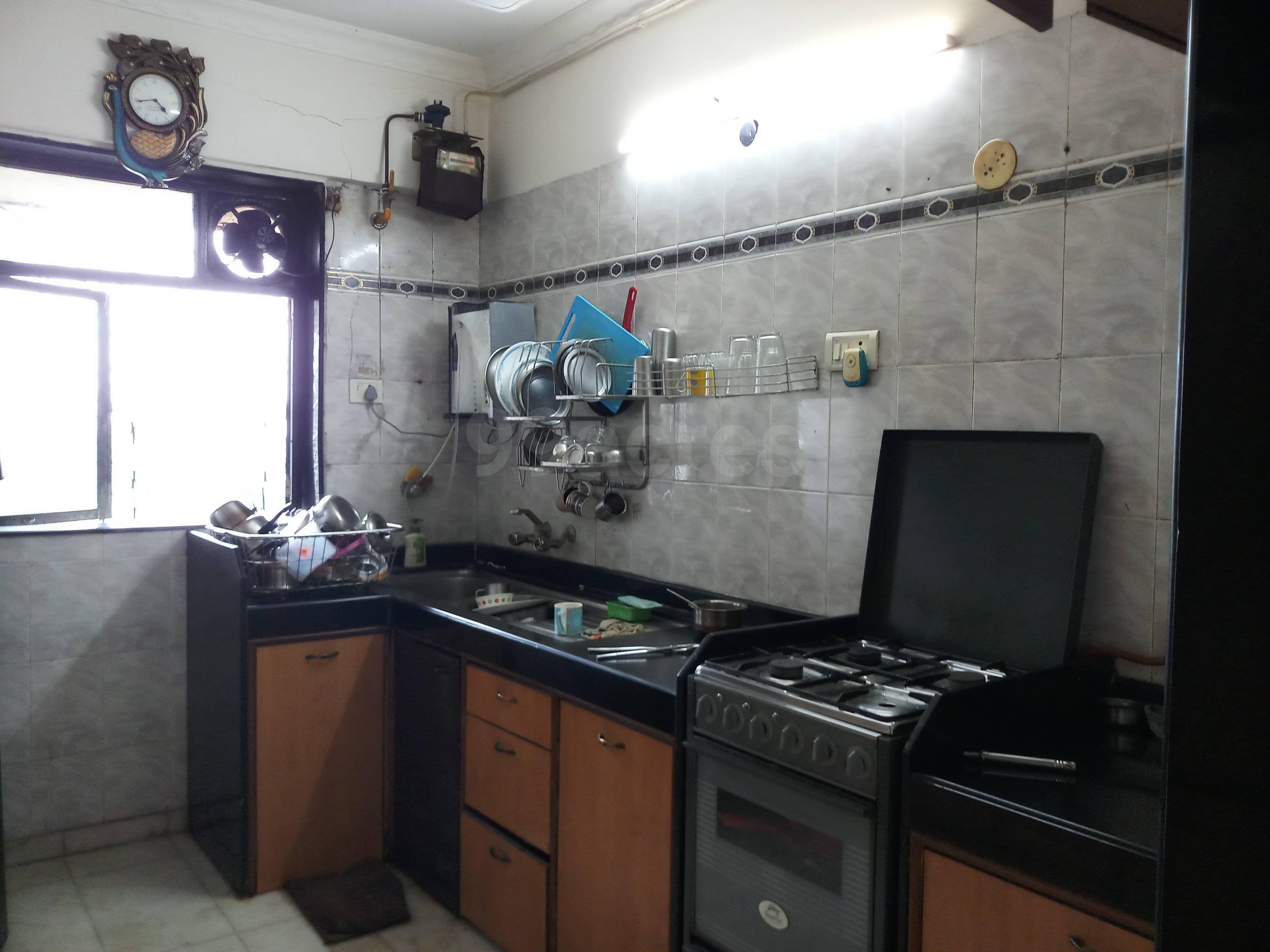 3 BHK Apartment for Sale in Juhu Tara Road Mumbai