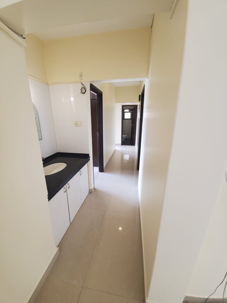 3 BHK Apartment for Rent in Almeida park Mumbai