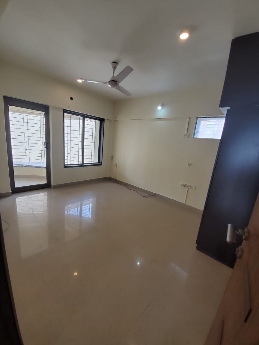 3 BHK Apartment for Rent in Almeida park Mumbai