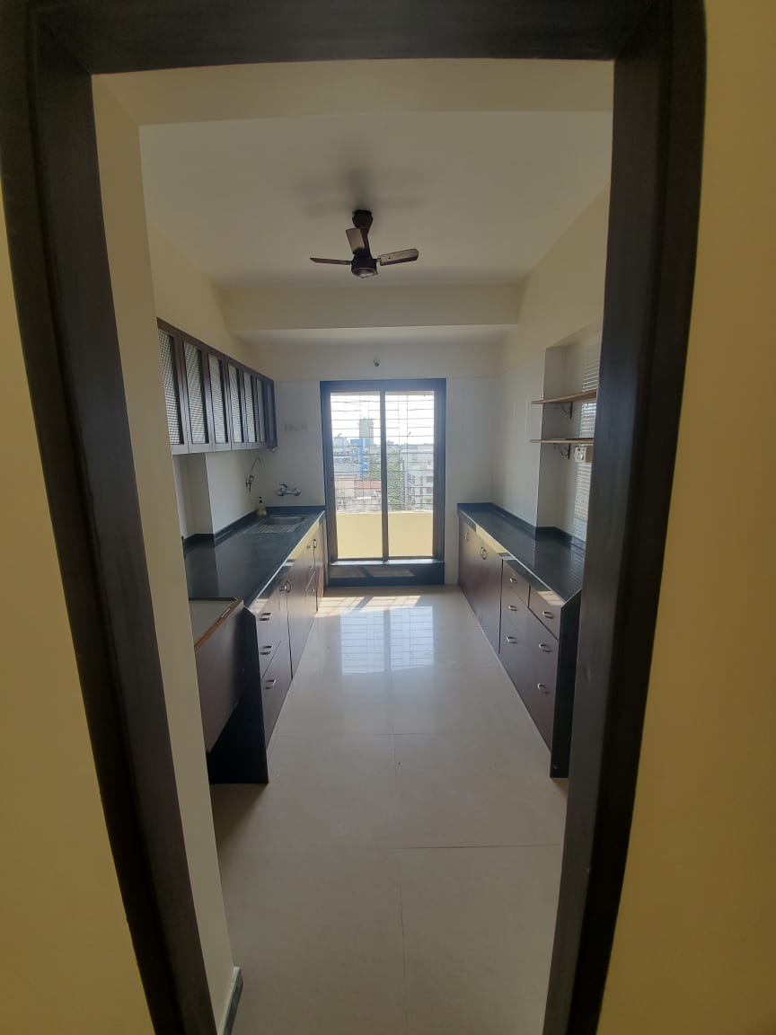3 BHK Apartment for Rent in Almeida park Mumbai