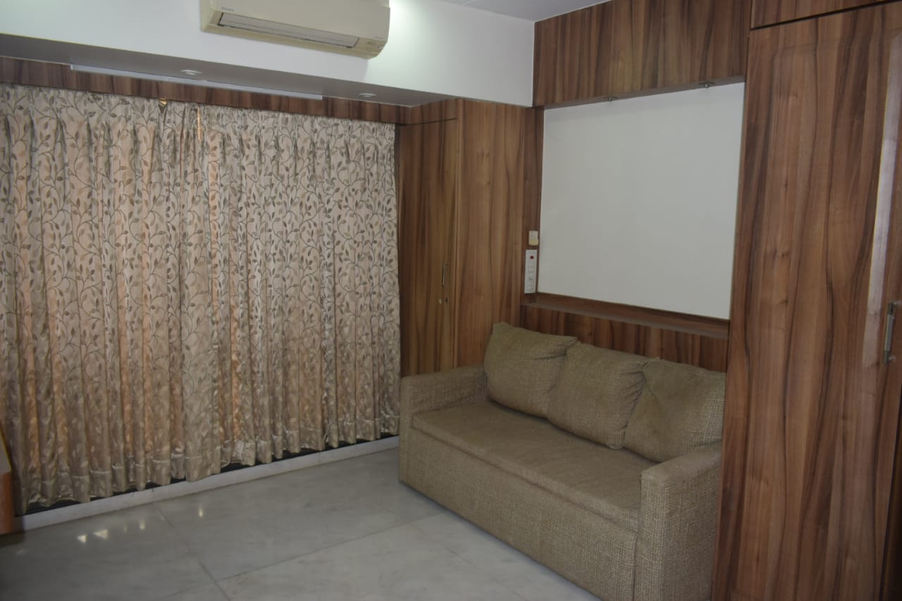 3 BHK Apartment for Rent in Juhu Mumbai