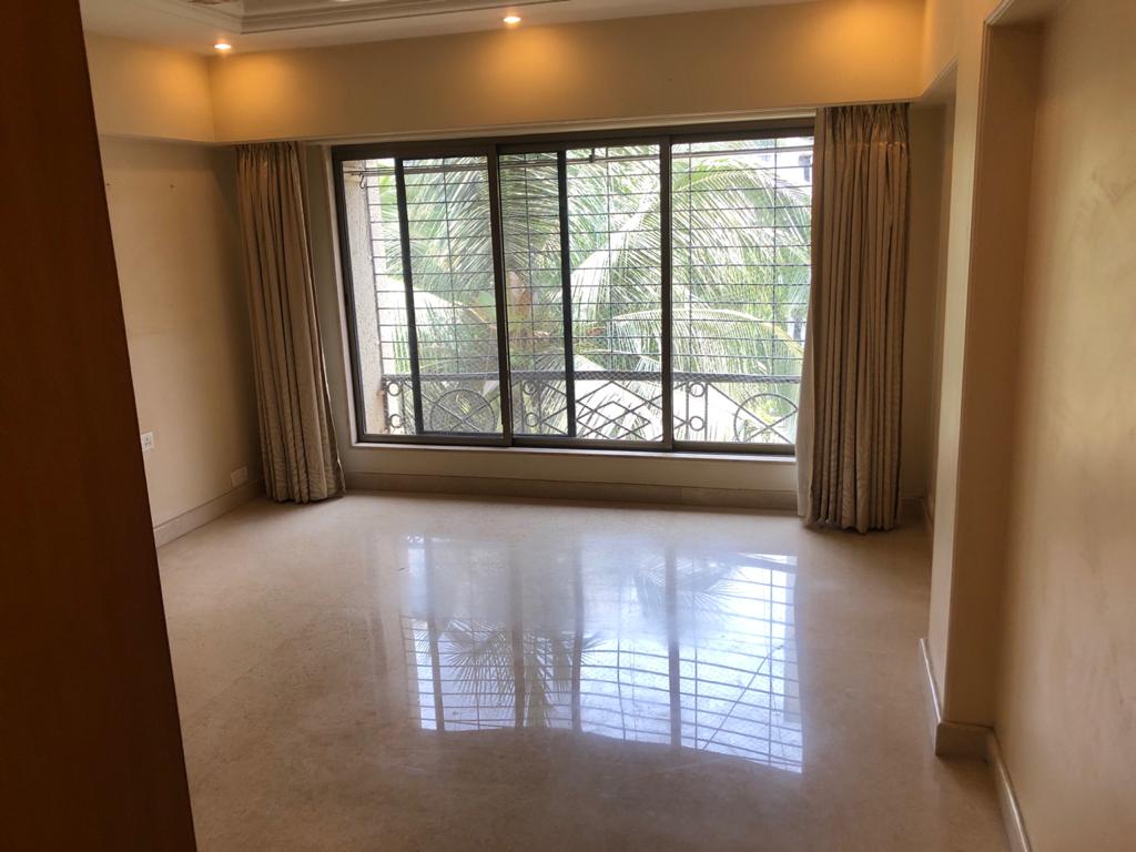 4 BHK Apartment for Rent in Khar West Mumbai