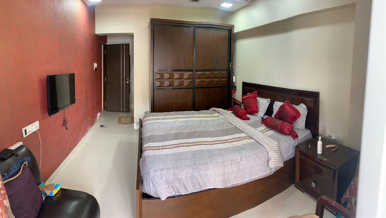 3 BHK Apartment for Sale in Dadabhai Road Mumbai