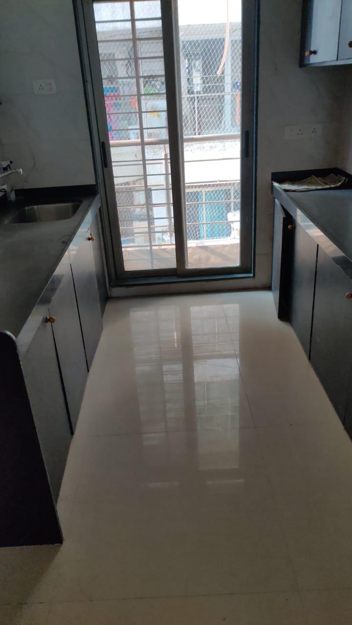 2 BHK Apartment for Rent in Off Link Road Mumbai