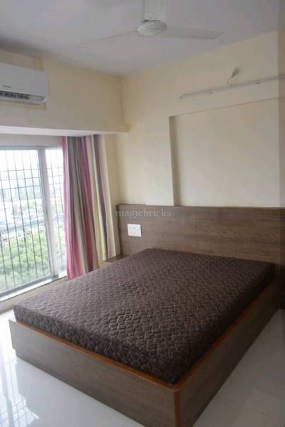 3 BHK Apartment for Rent in Kala Nagar Mumbai