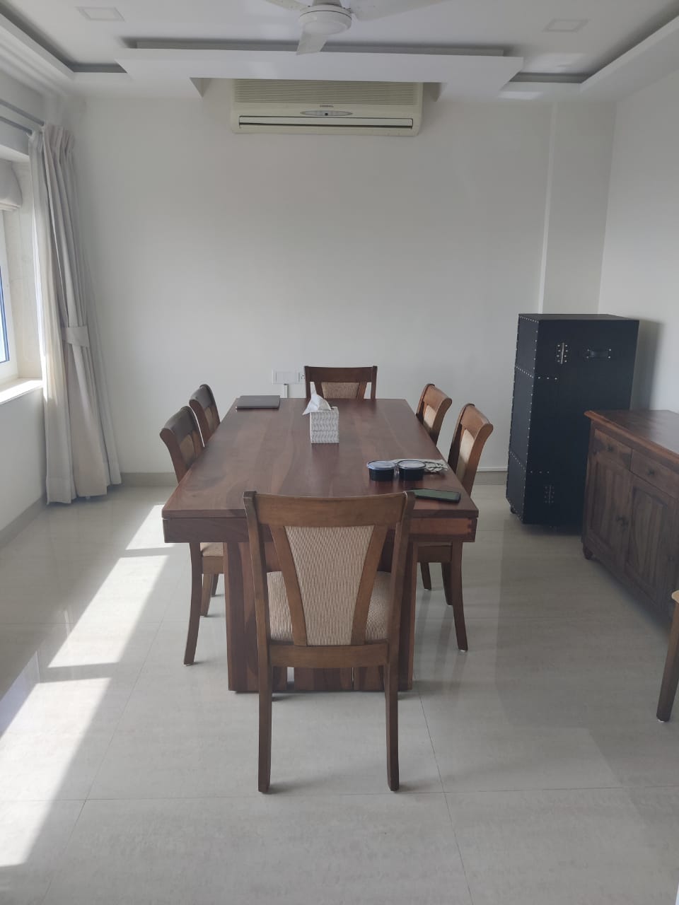 3 BHK Apartment for Rent in Carter Road Mumbai