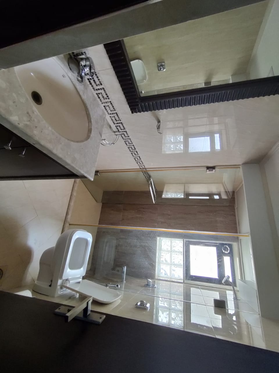 3 BHK Apartment for Rent in Carter Road Mumbai