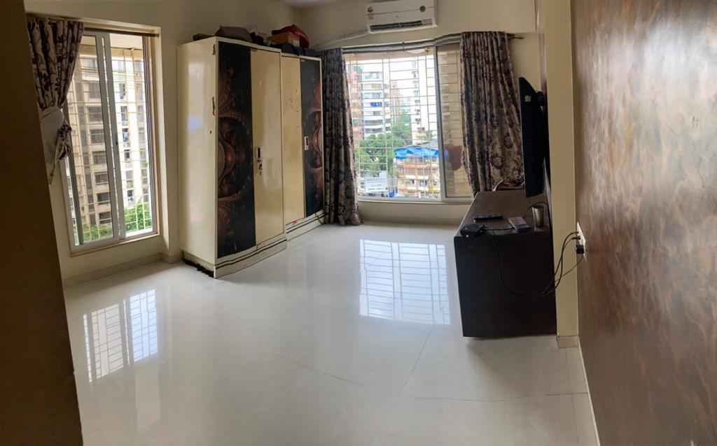 3 BHK Apartment for Sale in Dadabhai Road Mumbai