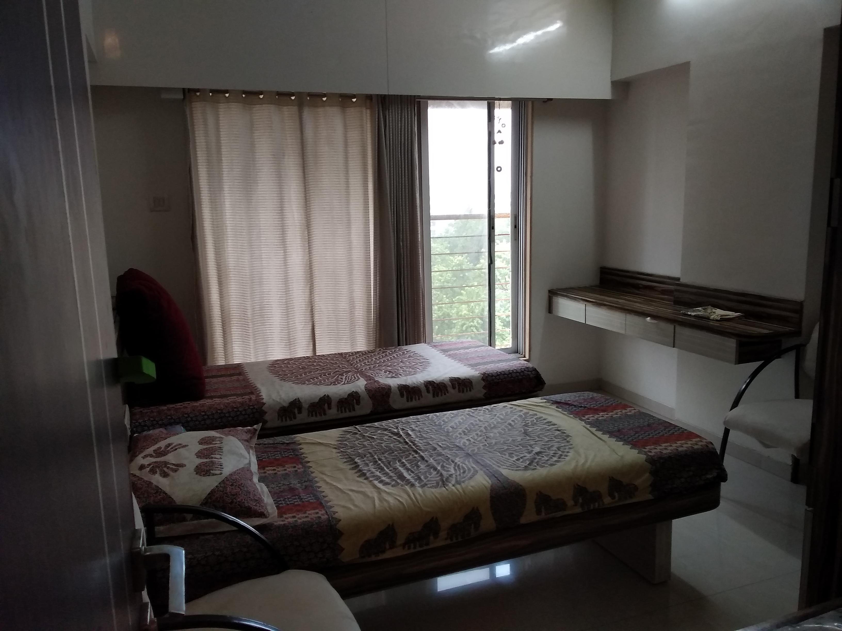 3 BHK Apartment for Sale in Dadabhai Road Mumbai