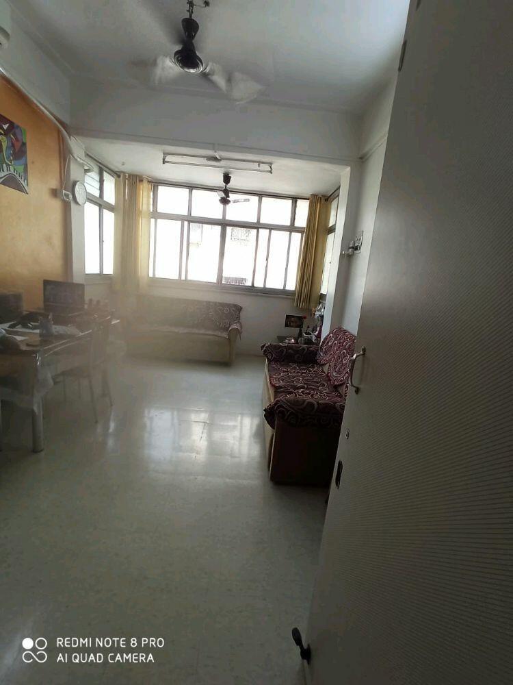 2 BHK Apartment for Rent in Khar West Mumbai