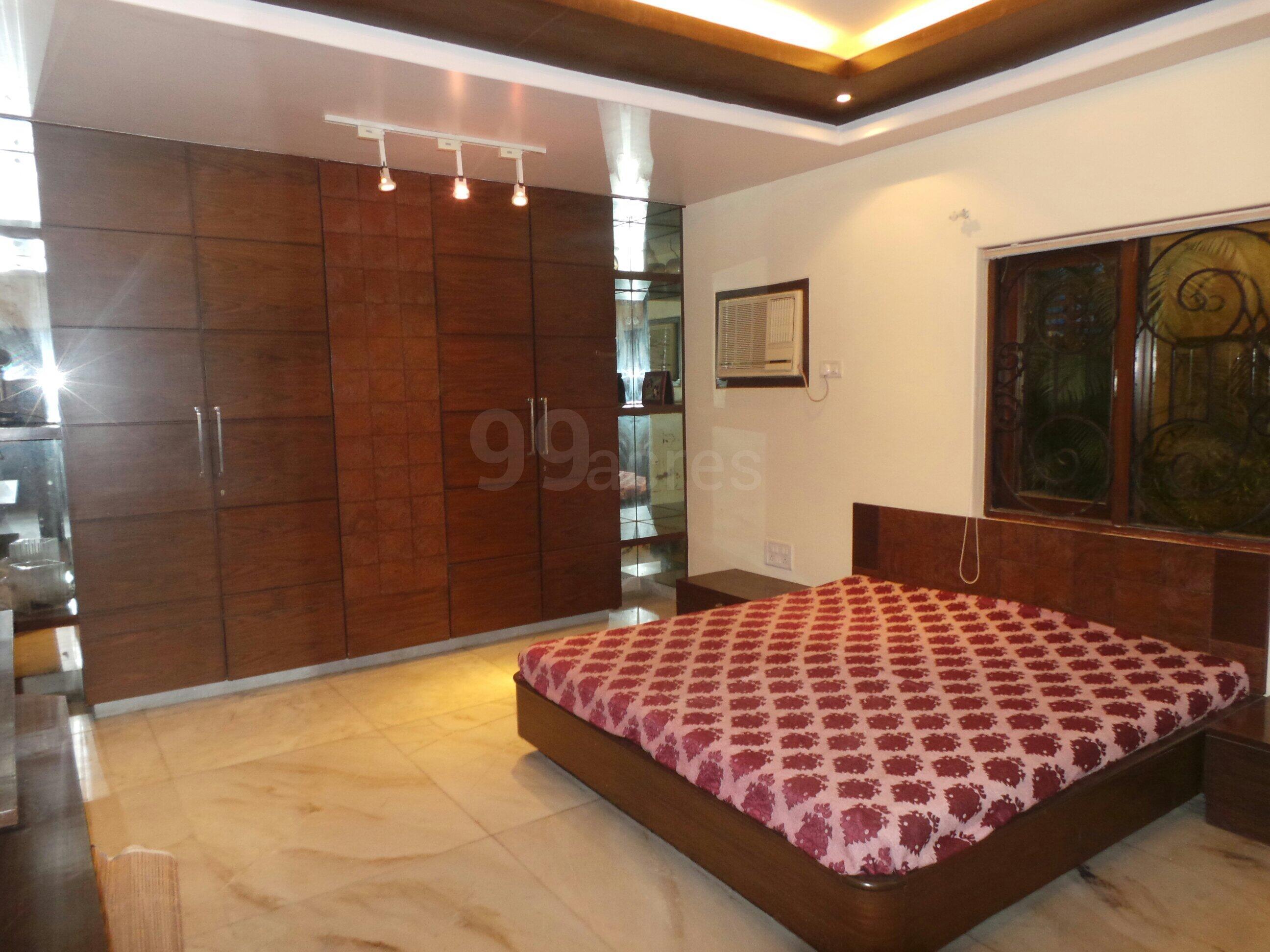 4 BHK Villa for Rent in Juhu Mumbai