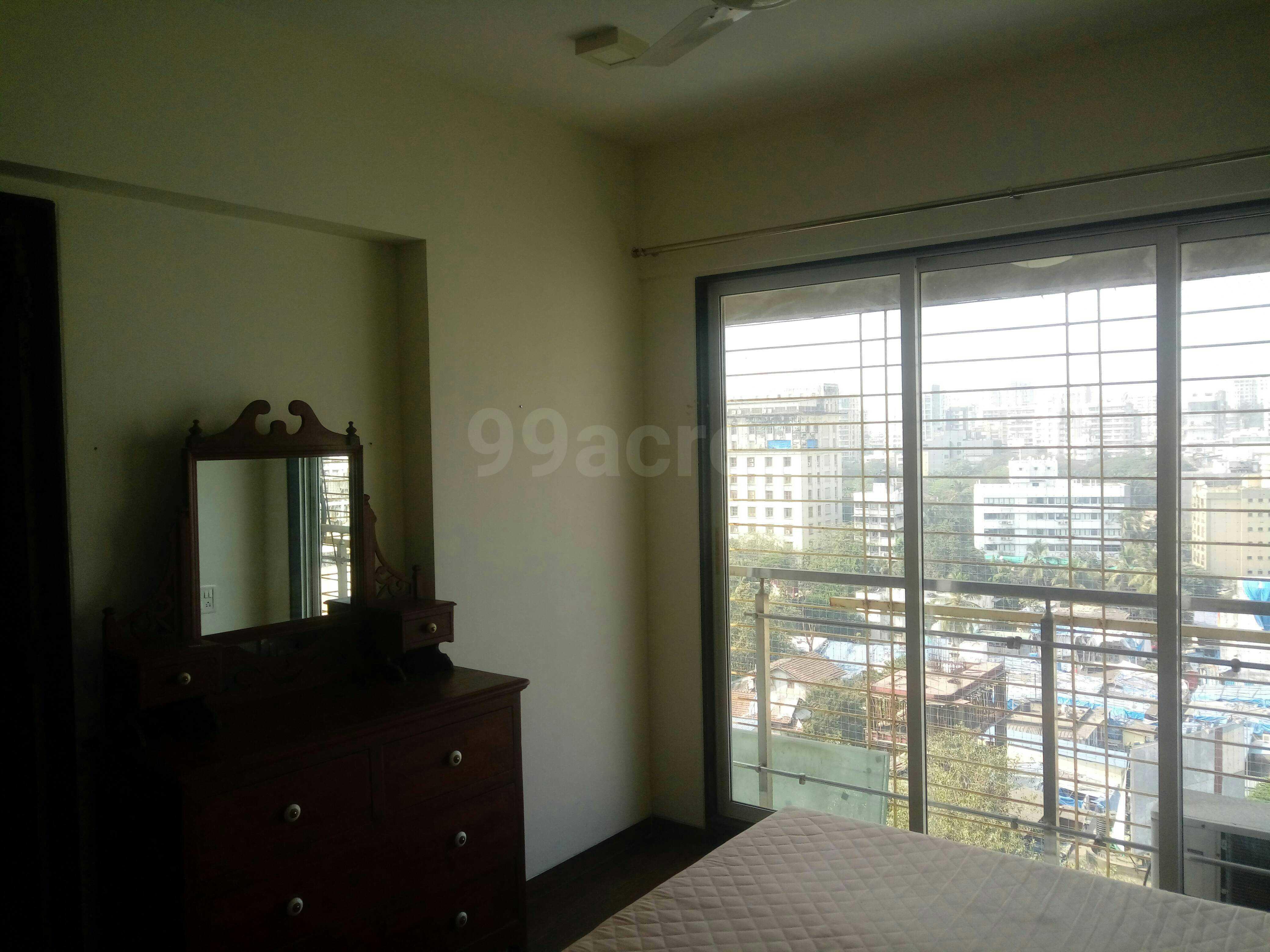 2 BHK Apartment for Sale in Khar West Mumbai