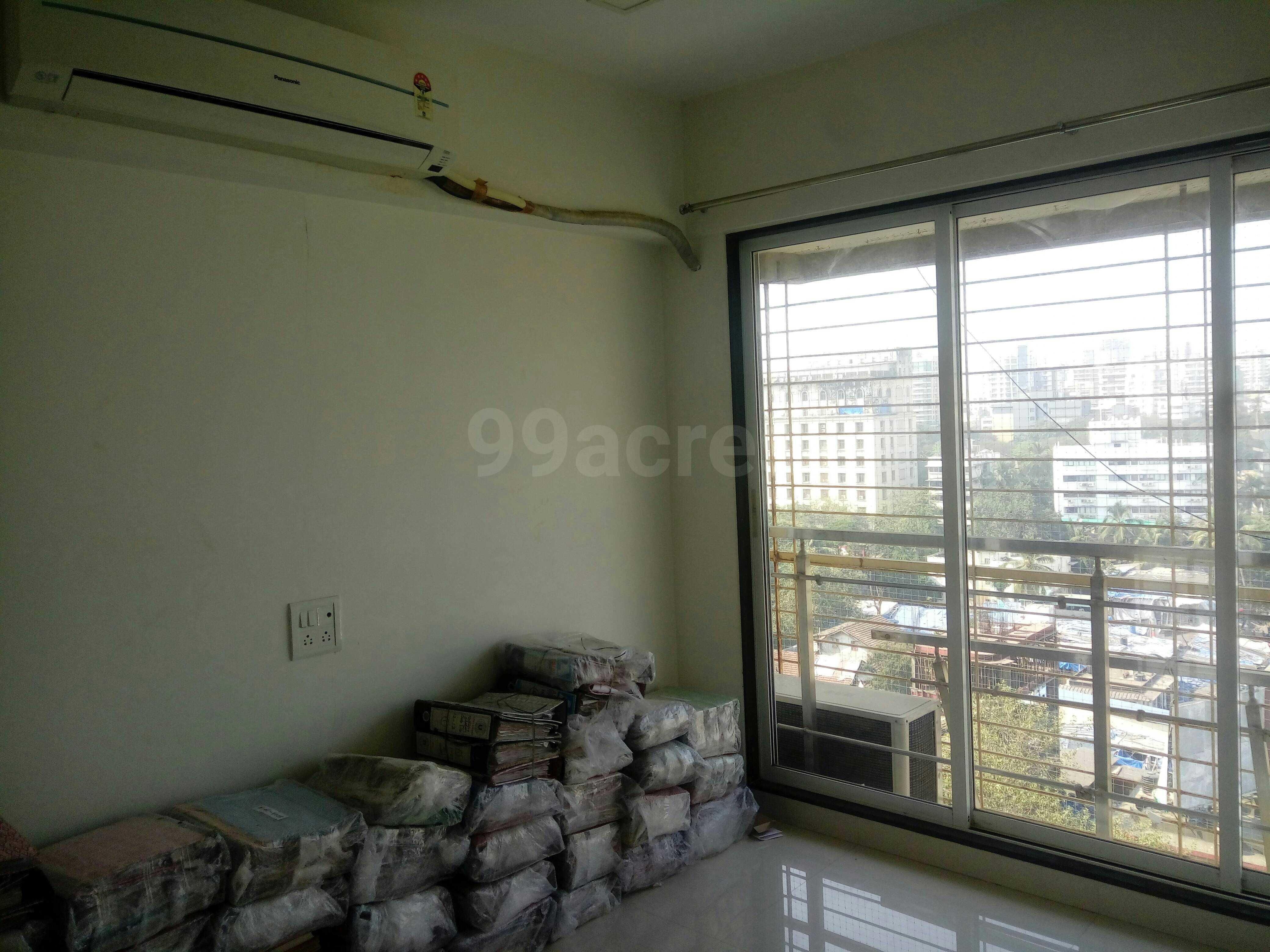 2 BHK Apartment for Sale in Khar West Mumbai