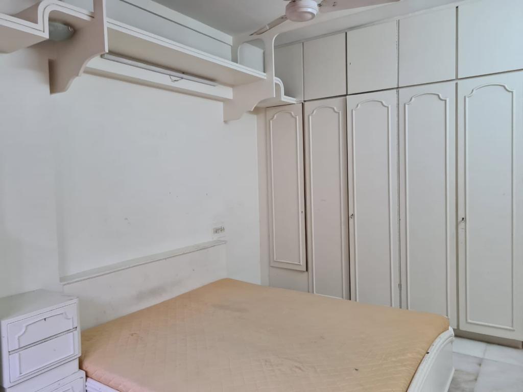 3 BHK Apartment for Sale in S V Road Mumbai