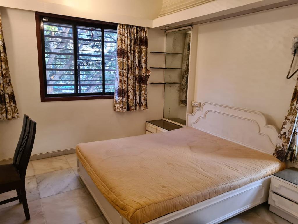 3 BHK Apartment for Sale in S V Road Mumbai
