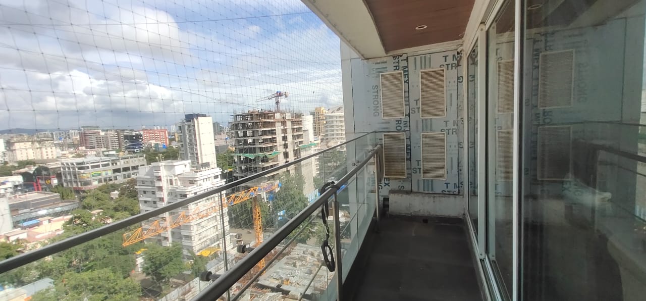 2 BHK Apartment for Rent in 15th Road Mumbai
