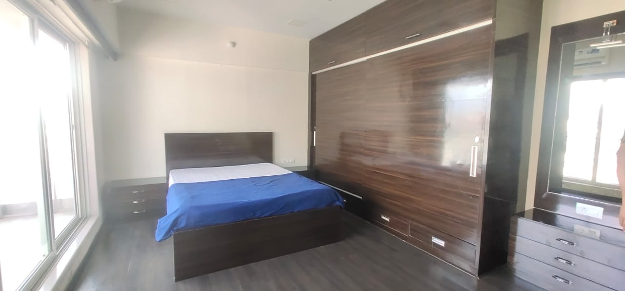 2 BHK Apartment for Rent in 15th Road Mumbai