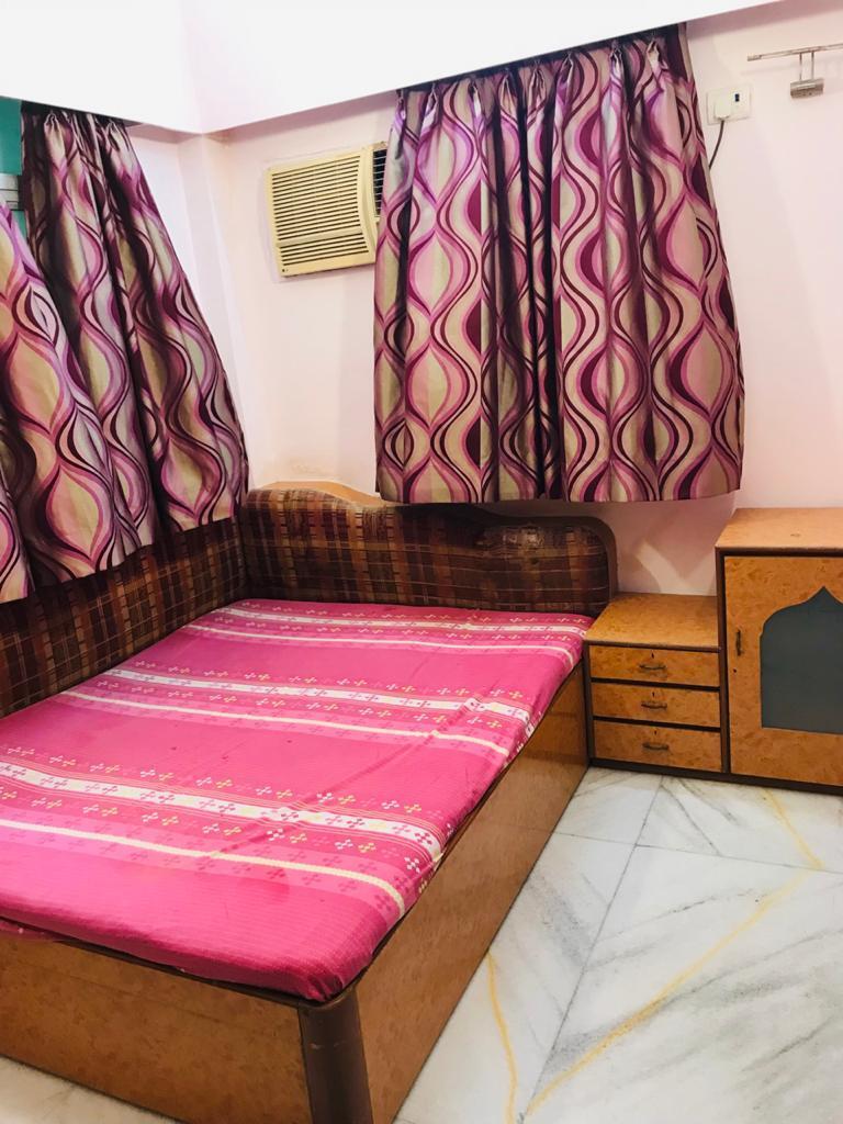 2 BHK Apartment for Rent in Khar West Mumbai