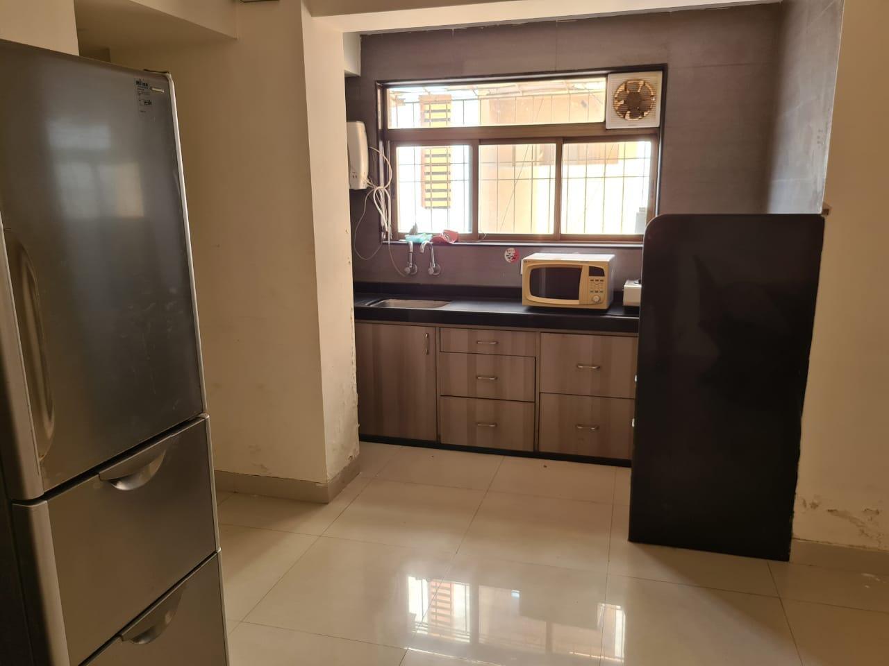 2 BHK Apartment for Rent in Khar West Mumbai