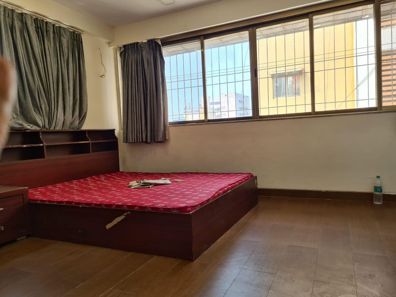 2 BHK Apartment for Rent in Khar West Mumbai