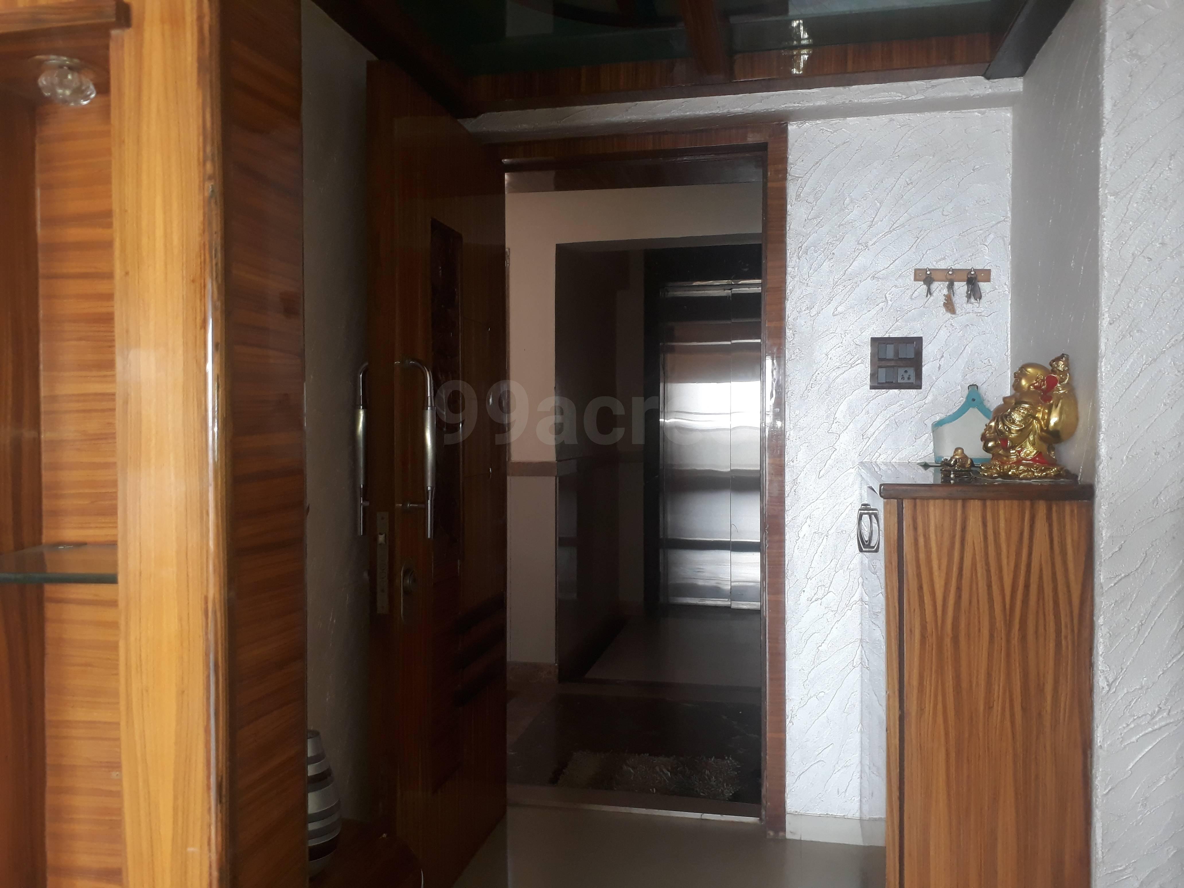3 BHK Apartment for Sale in Prabhadevi Mumbai
