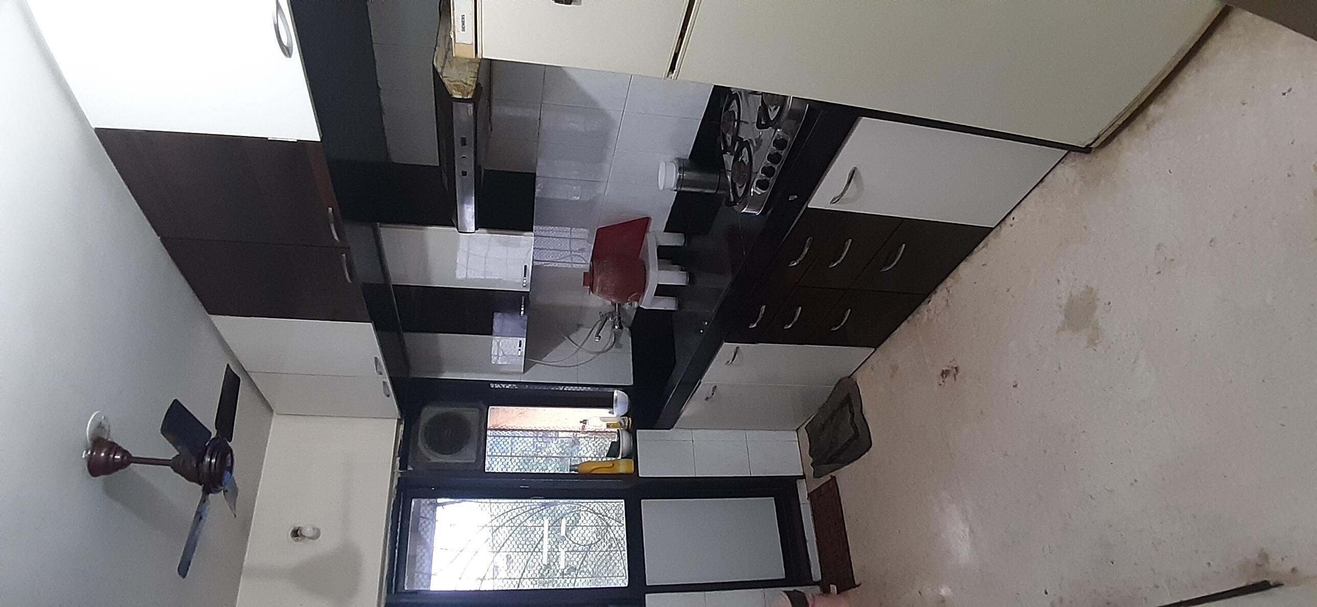 3 BHK Apartment for Rent in Khar West Mumbai