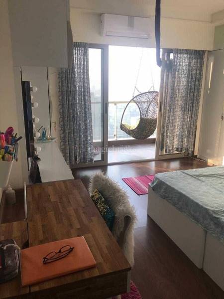 4 BHK Apartment for Sale in 4 Bungalows Mumbai