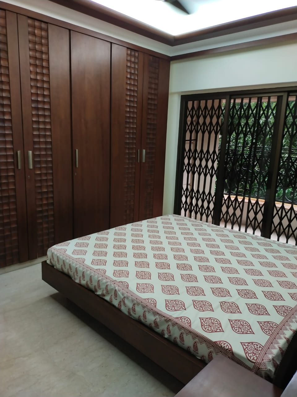 Apartment for Sale in 15th Road Mumbai