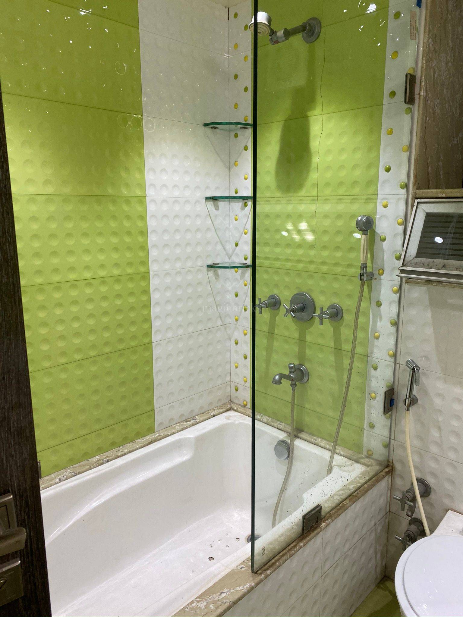 3 BHK Apartment for Rent in Khar West Mumbai