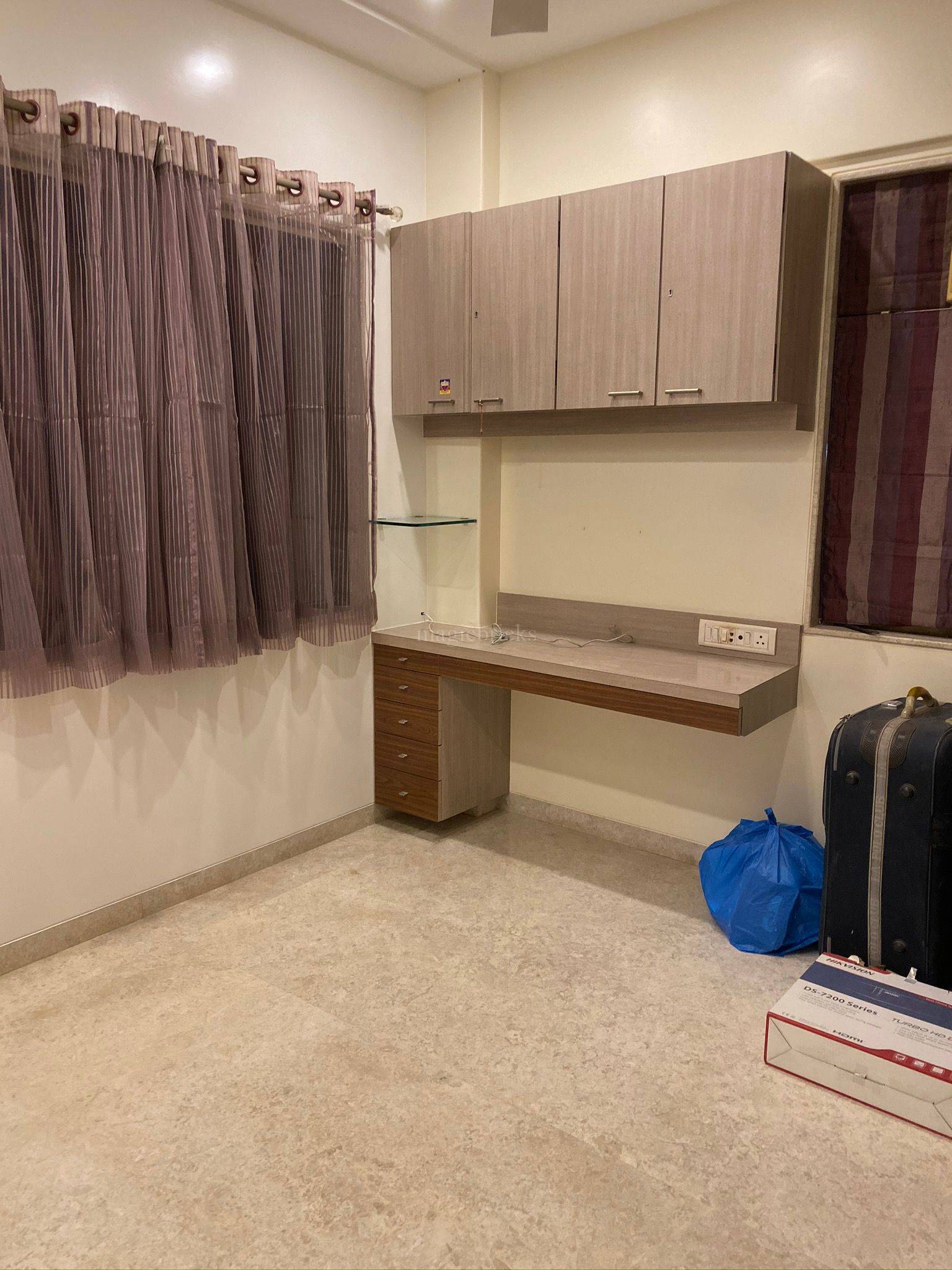 3 BHK Apartment for Rent in Khar West Mumbai