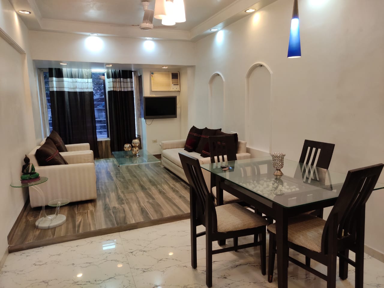 2 BHK Apartment for Rent in Pali Hill Mumbai