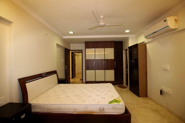 4 BHK Apartment for Rent in Almeida park Mumbai