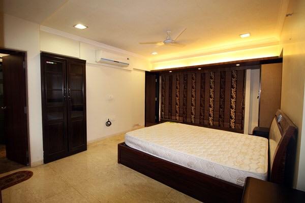 4 BHK Apartment for Sale in Almeida park Mumbai