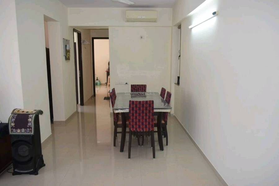 3 BHK Apartment for Rent in Bandra East Mumbai