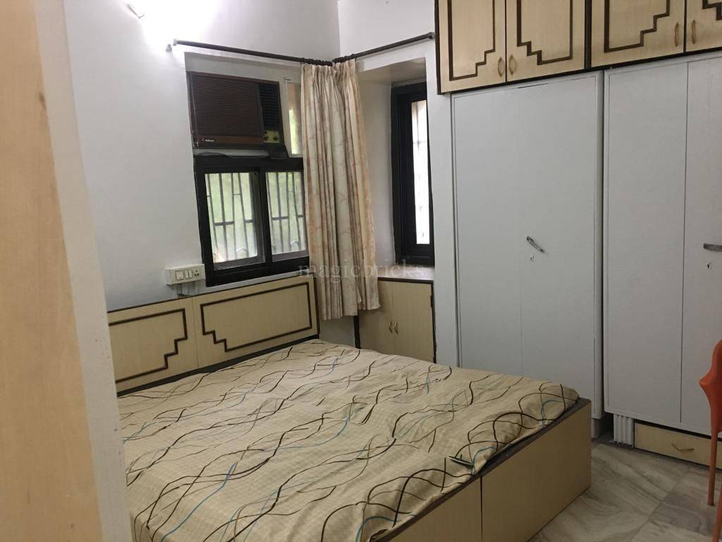 2 BHK Apartment for Rent in New MIG Colony Mumbai