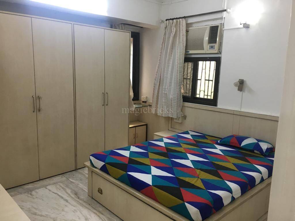 2 BHK Apartment for Rent in New MIG Colony Mumbai