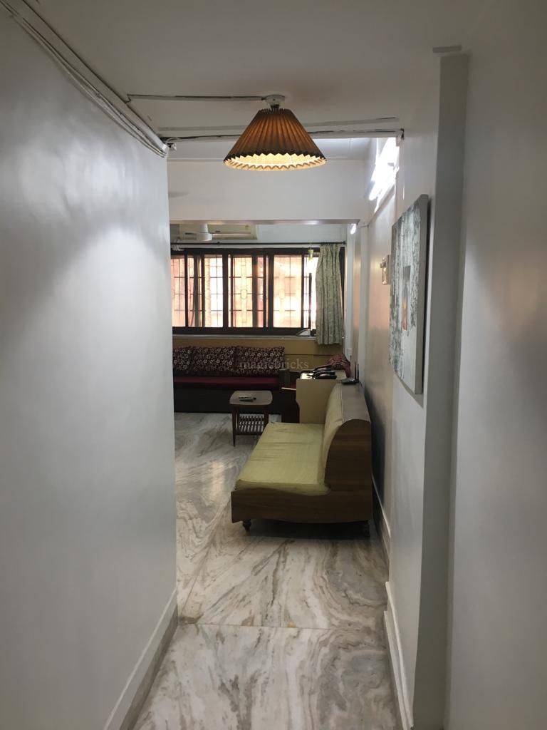 2 BHK Apartment for Rent in New MIG Colony Mumbai