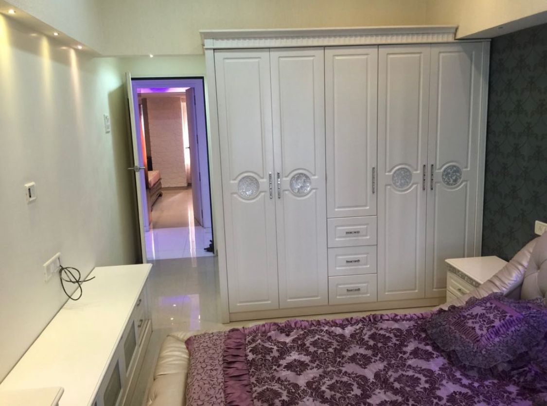 5 BHK Apartment for Rent in Almeida park Mumbai