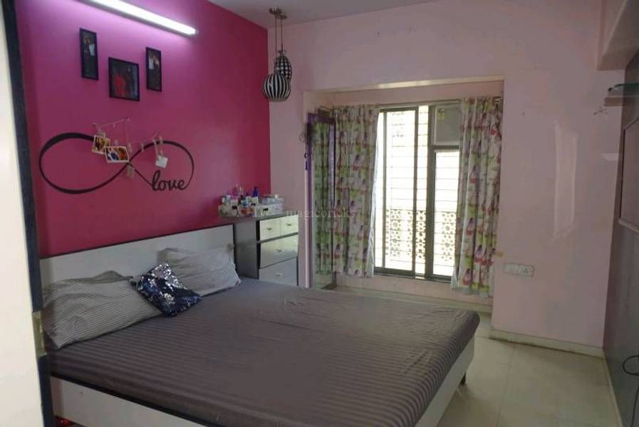 4 BHK Apartment for Sale in Khar West Mumbai