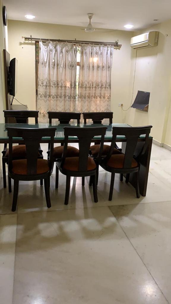 2 BHK Apartment for Rent in Bandra West Mumbai