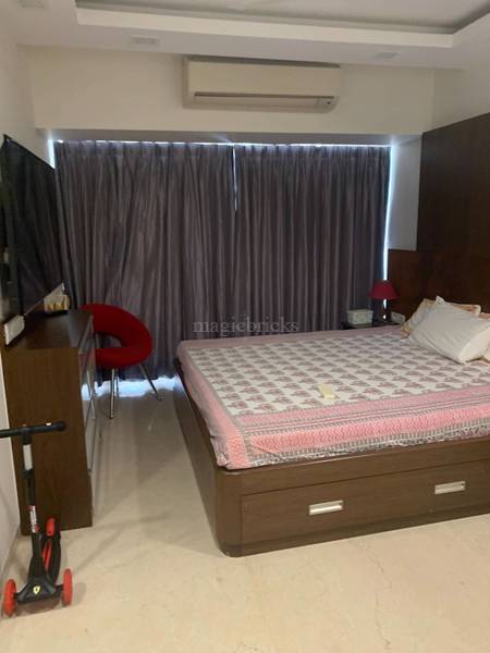 2 BHK Apartment for Rent in Bandra West Mumbai