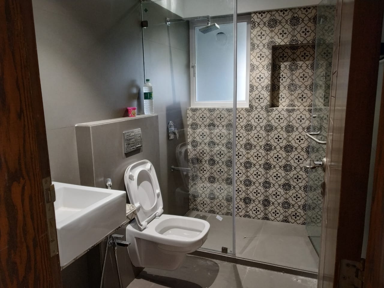 4 BHK Apartment for Sale in 15th Road Mumbai