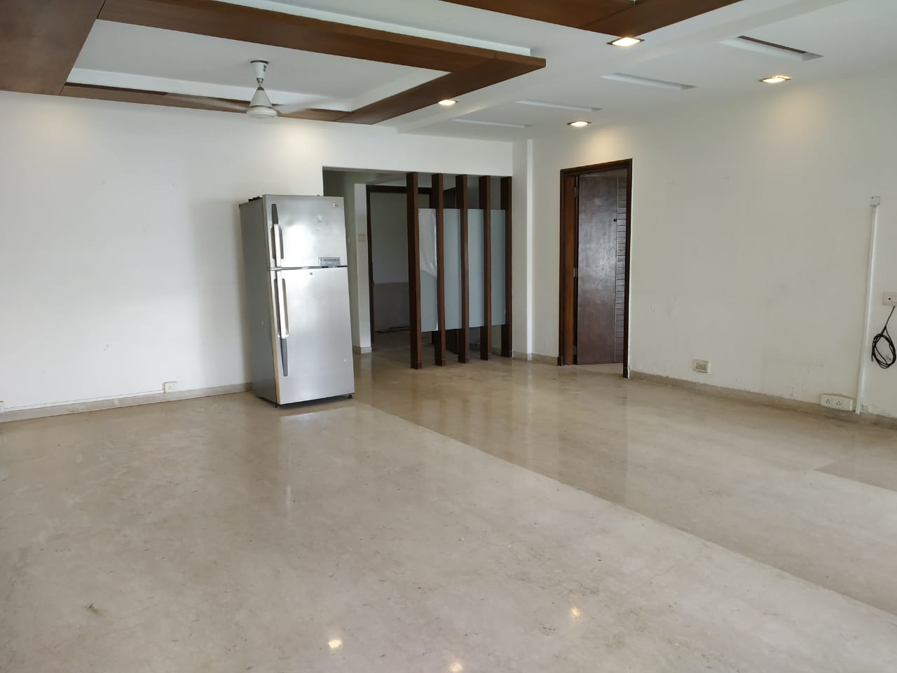 4 BHK Apartment for Sale in 15th Road Mumbai