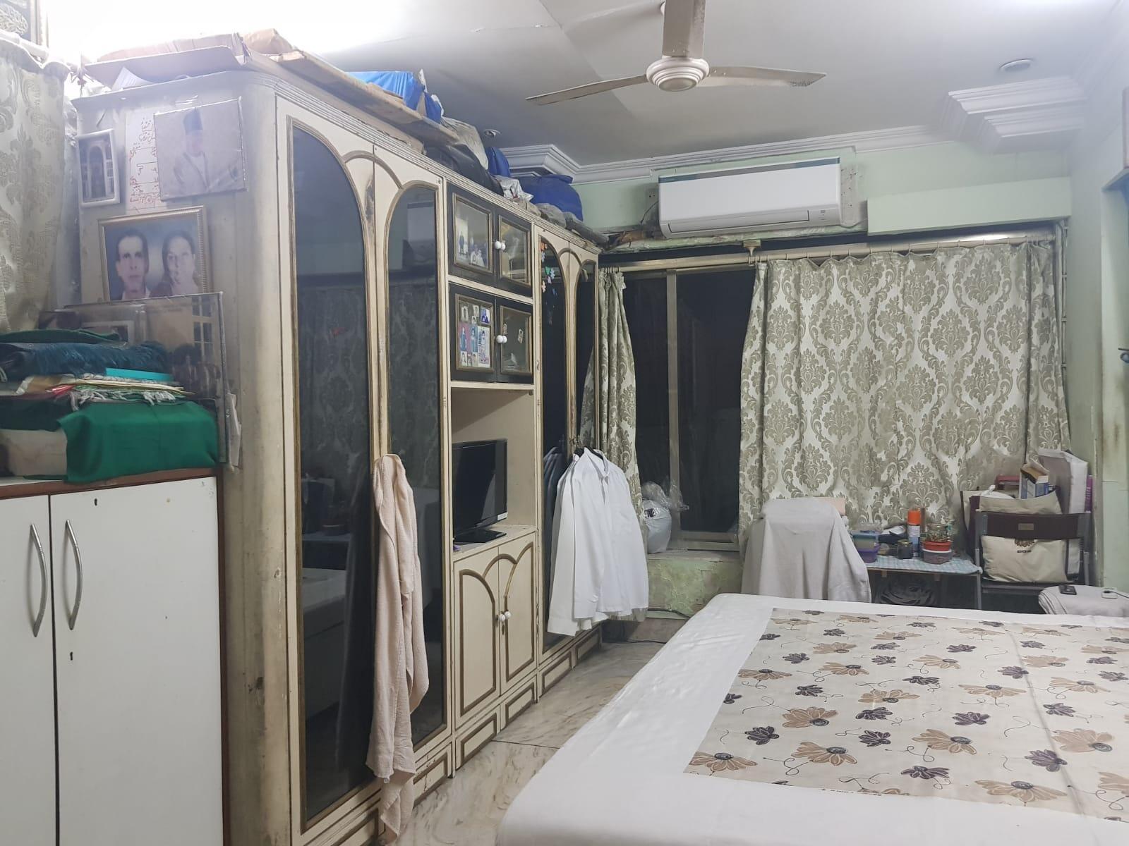 3 BHK Apartment for Sale in Mount Marry Mumbai