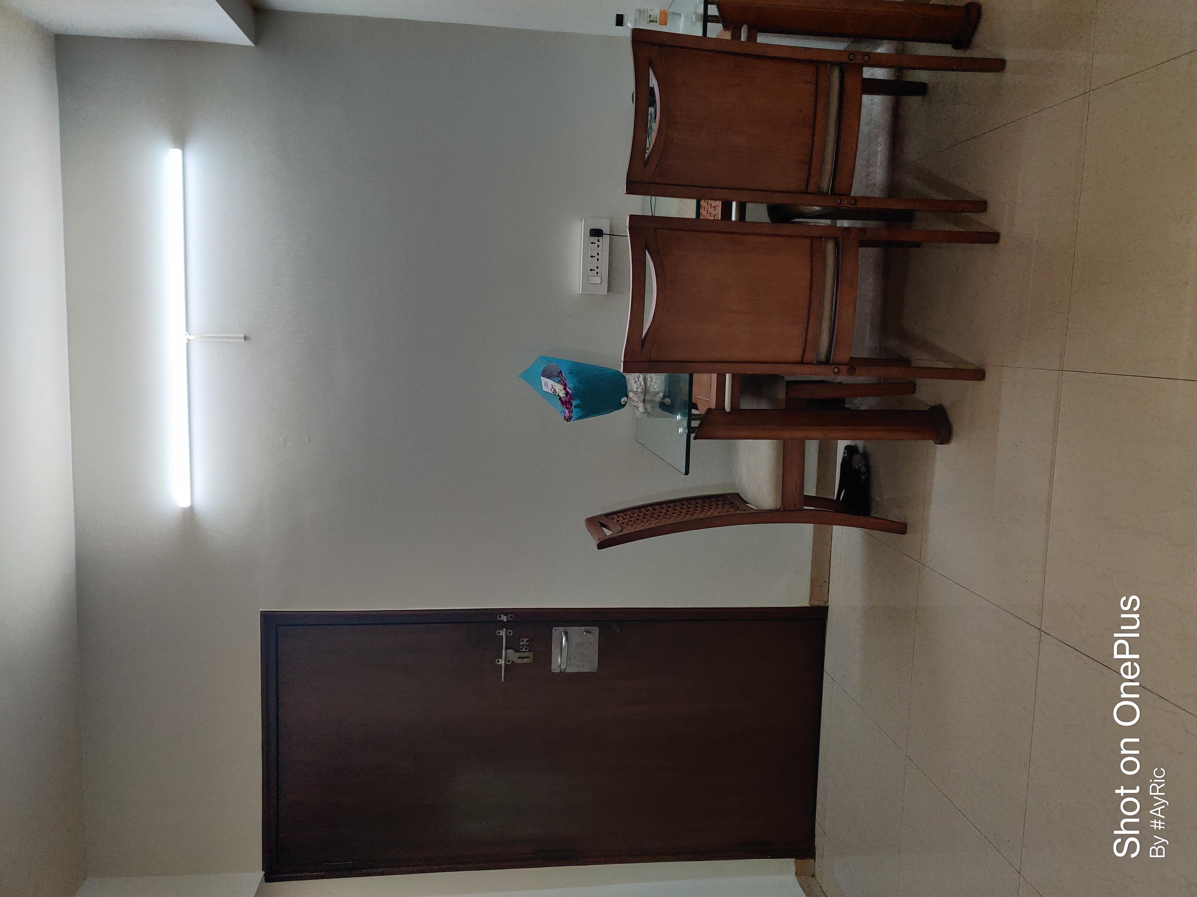 2 BHK Apartment for Rent in 16th Road Mumbai