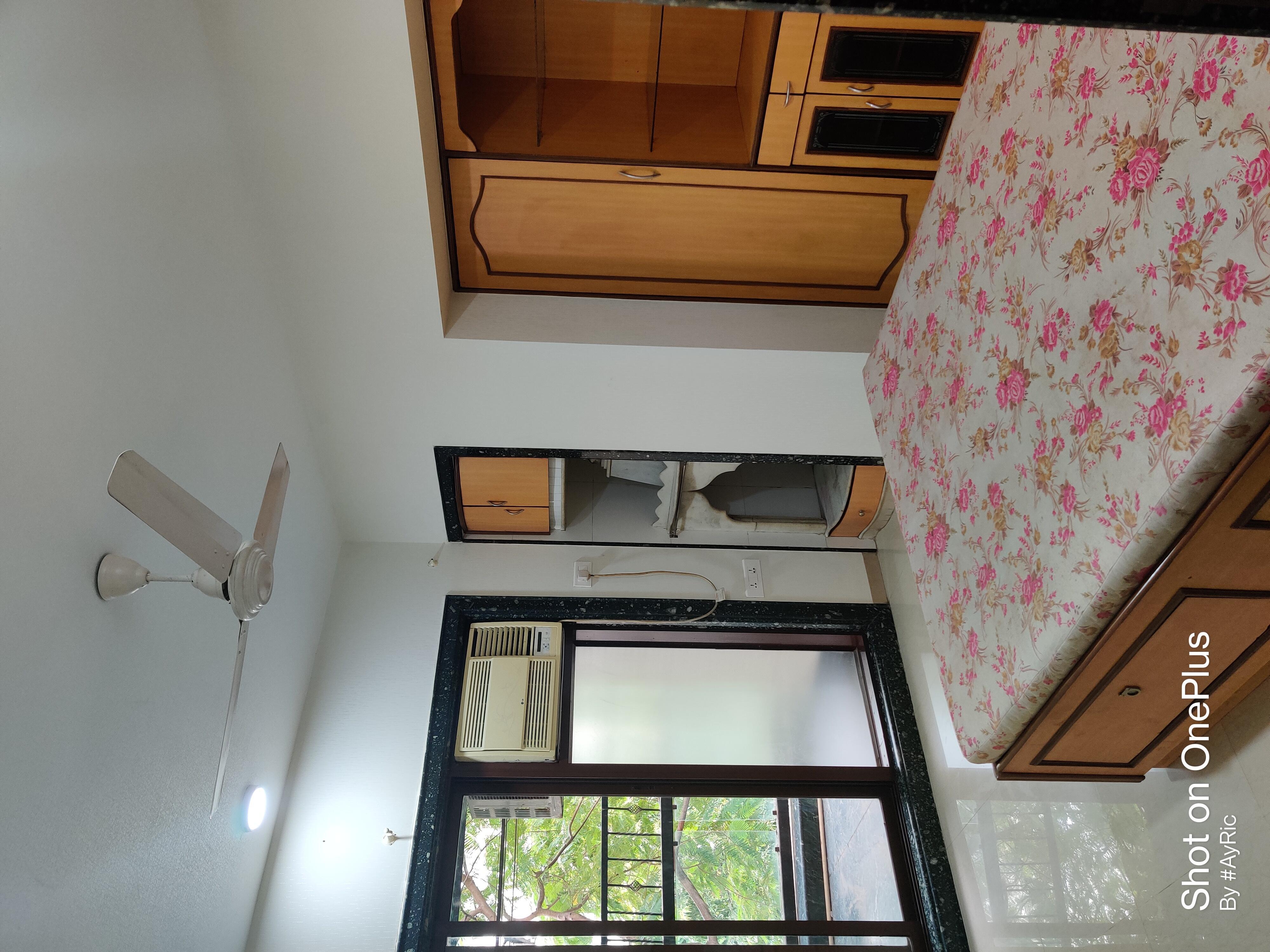 2 BHK Apartment for Rent in 16th Road Mumbai